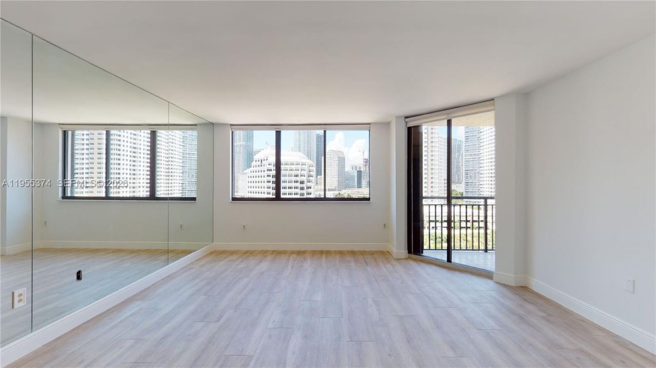 540 Brickell Key Dr, Unit 1111, Miami, FL 33131 Photo