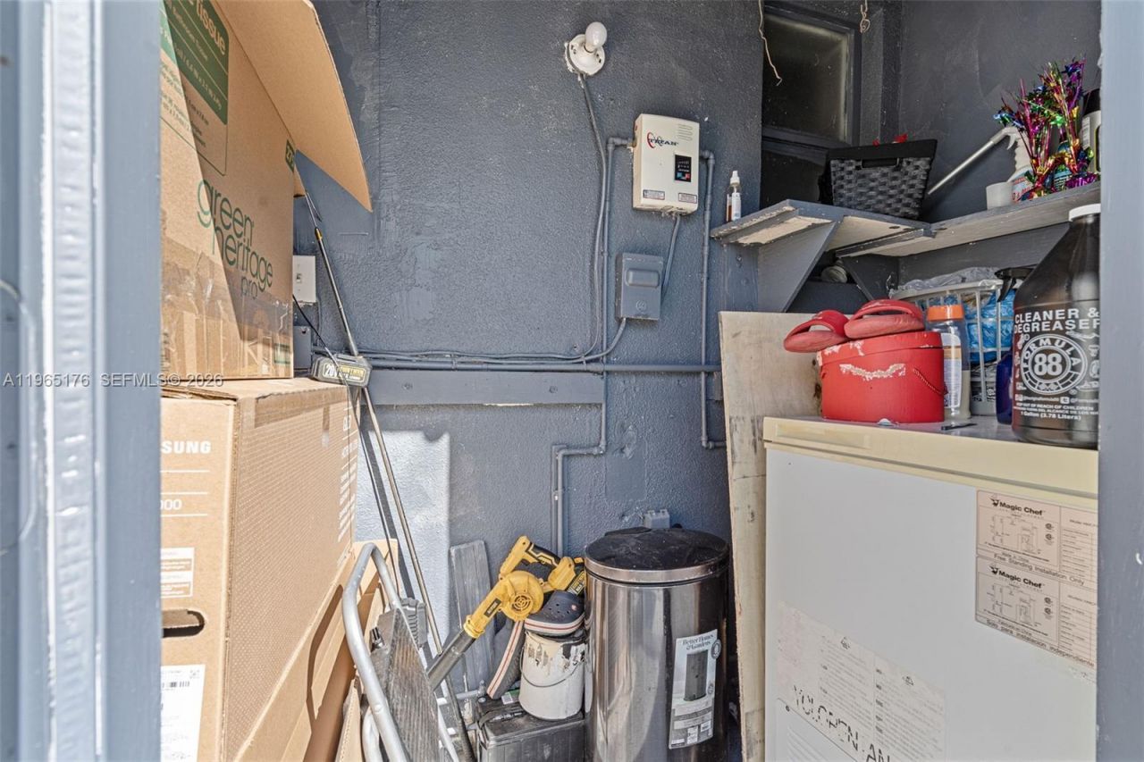 9251 Little River Blvd , Miami, FL 33147 Photo