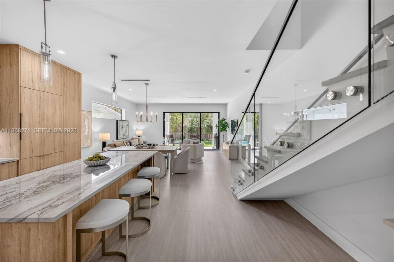 912 SE 13th St, Fort Lauderdale, FL 33316 Photo