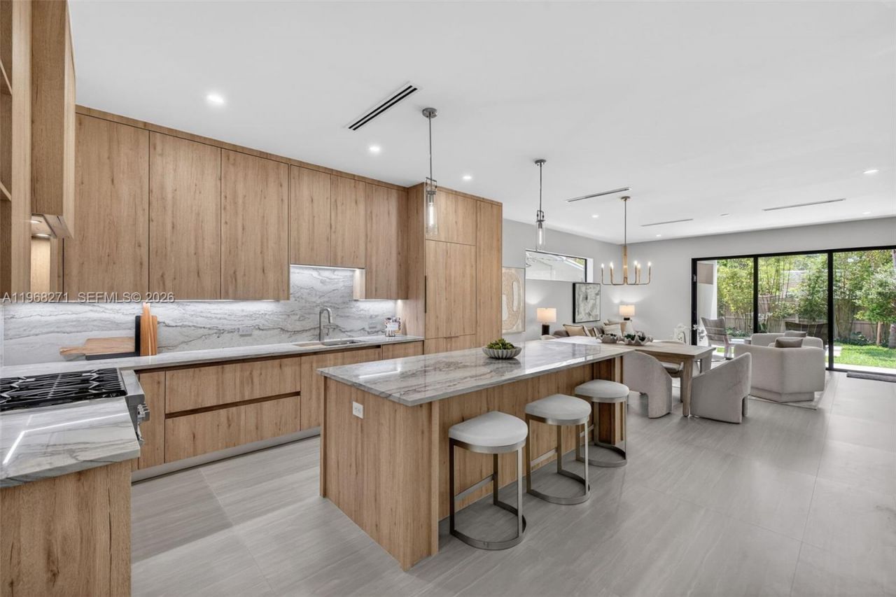 912 SE 13th St, Fort Lauderdale, FL 33316 Photo