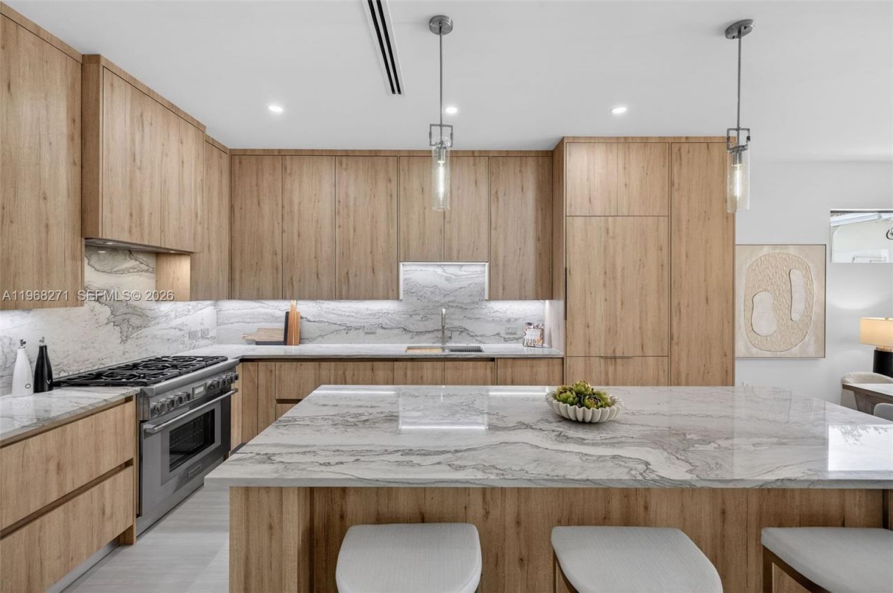 912 SE 13th St, Fort Lauderdale, FL 33316 Photo