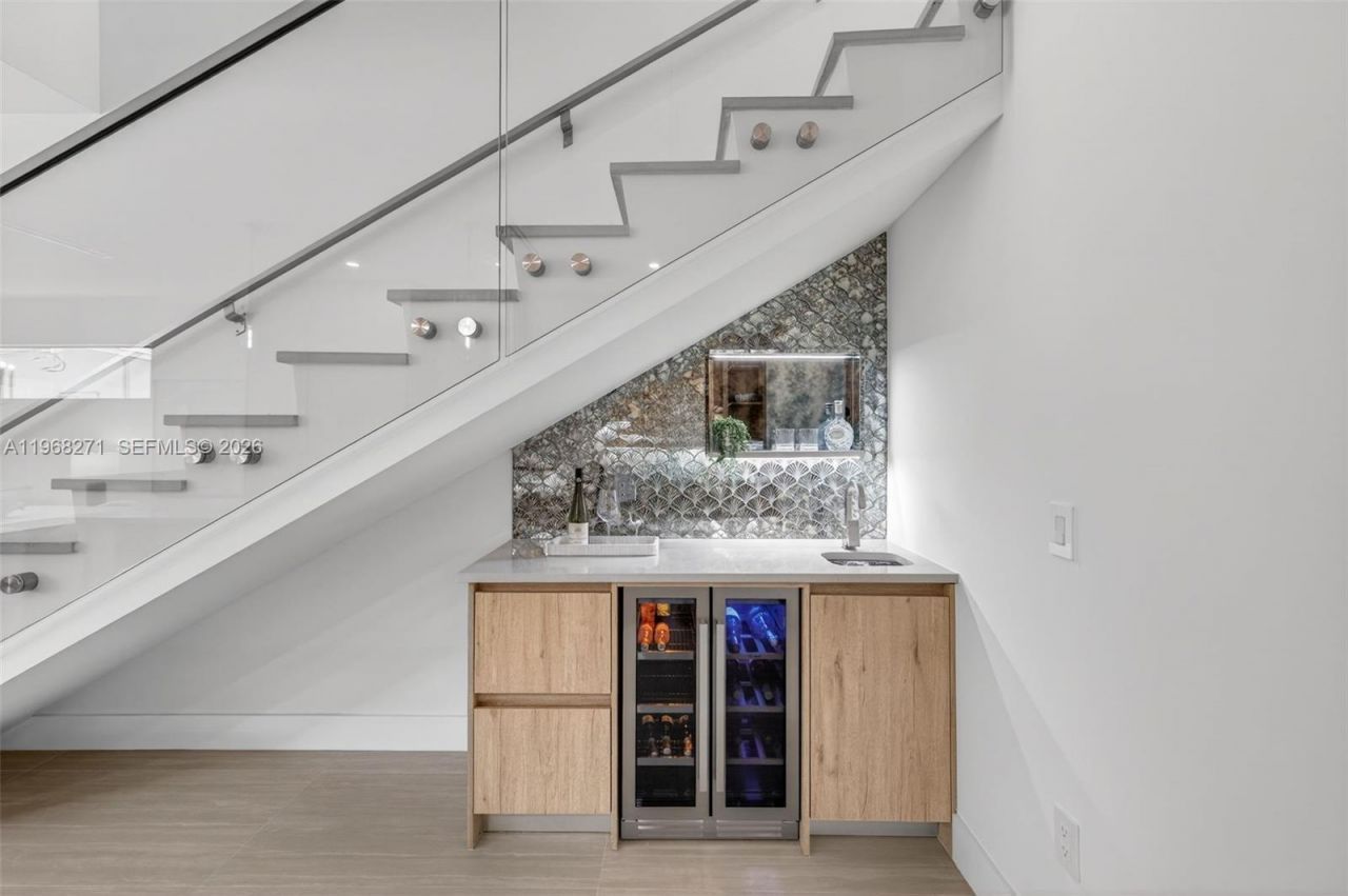 912 SE 13th St, Fort Lauderdale, FL 33316 Photo