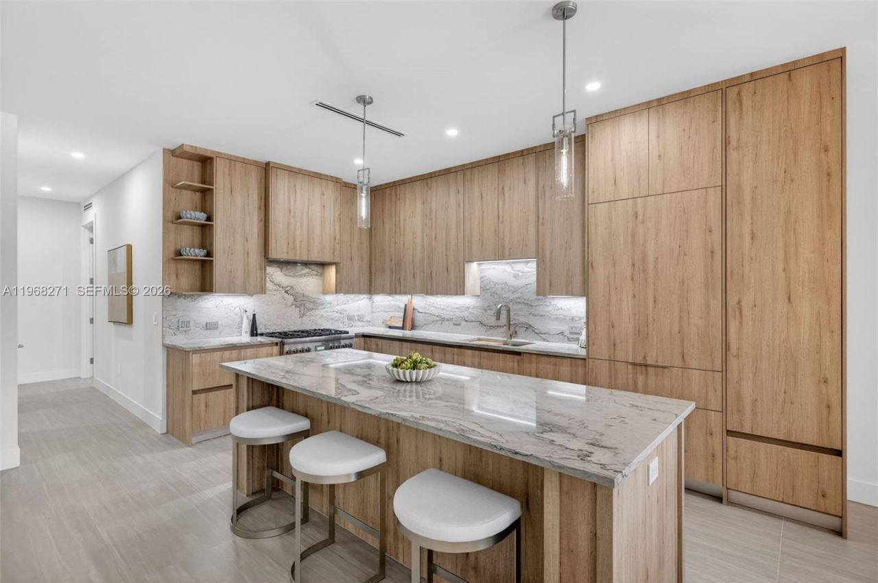 912 SE 13th St, Fort Lauderdale, FL 33316 Photo