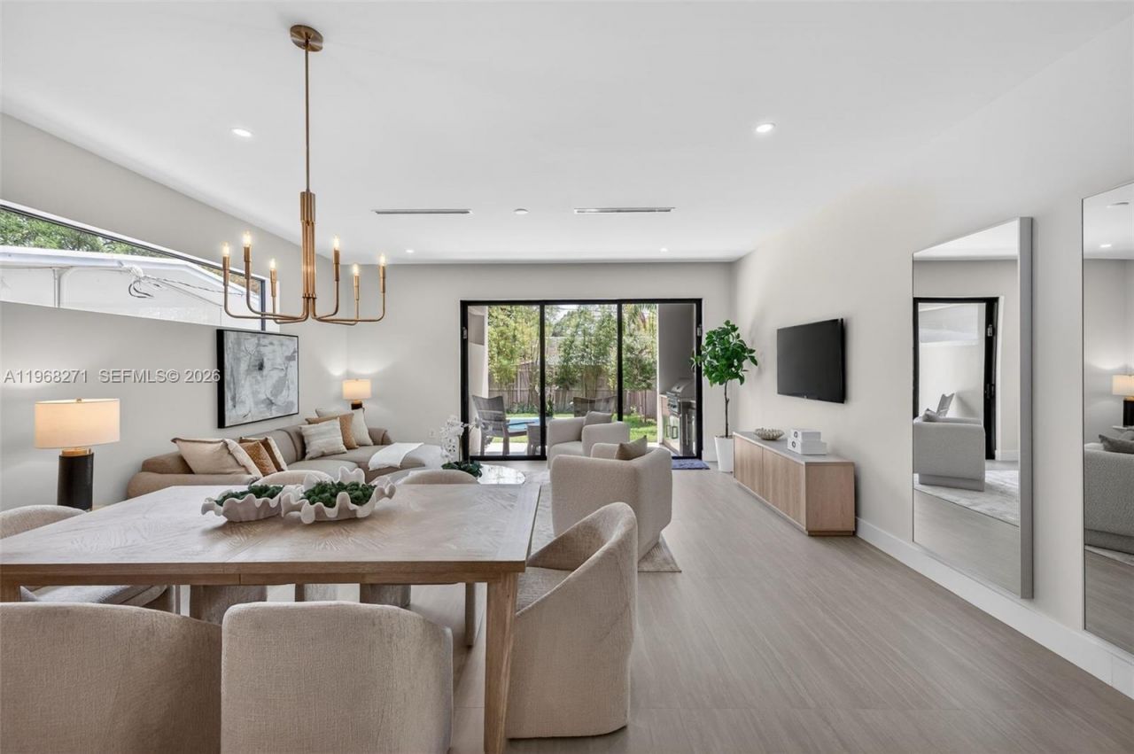 912 SE 13th St, Fort Lauderdale, FL 33316 Photo