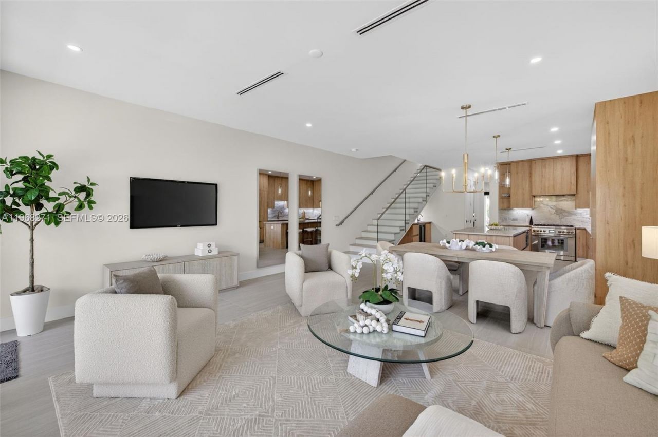 912 SE 13th St, Fort Lauderdale, FL 33316 Photo