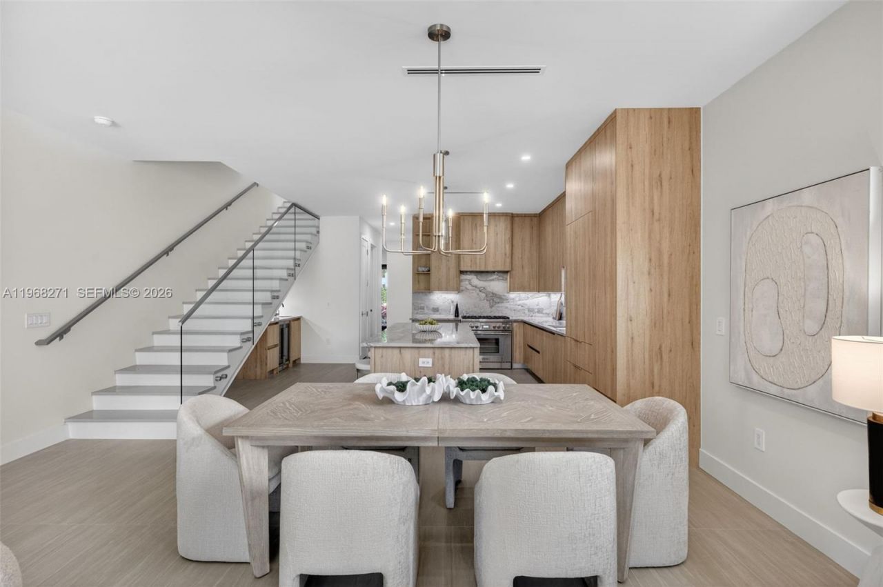 912 SE 13th St, Fort Lauderdale, FL 33316 Photo