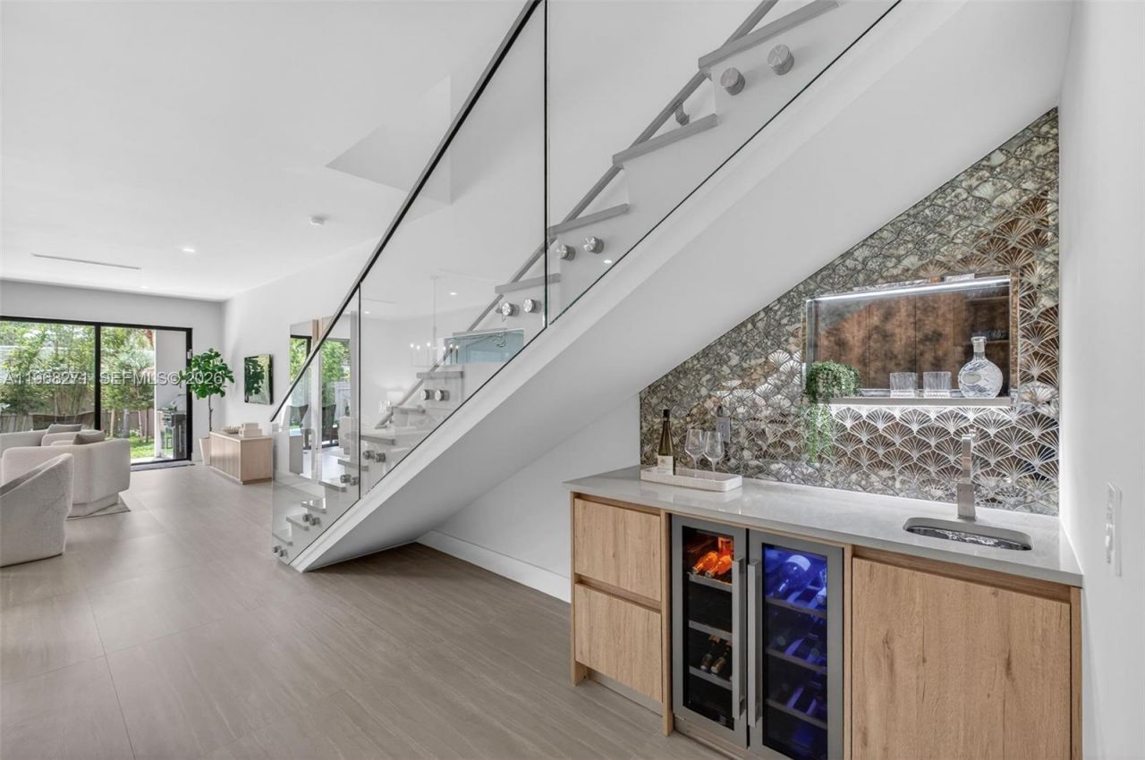 912 SE 13th St, Fort Lauderdale, FL 33316 Photo