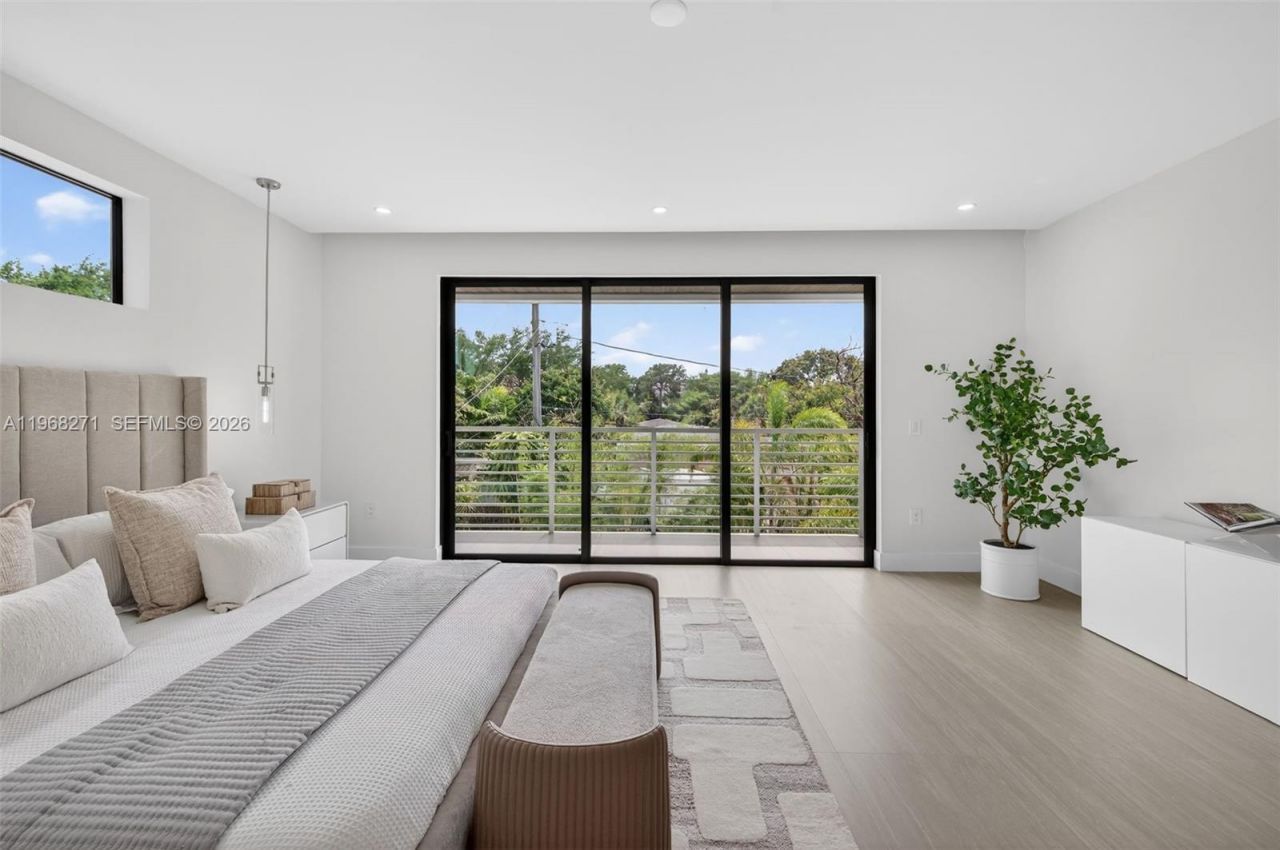 912 SE 13th St, Fort Lauderdale, FL 33316 Photo