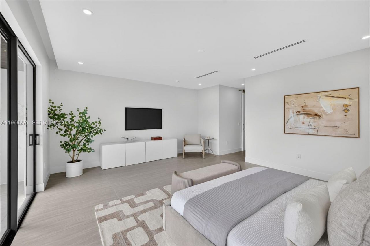 912 SE 13th St, Fort Lauderdale, FL 33316 Photo