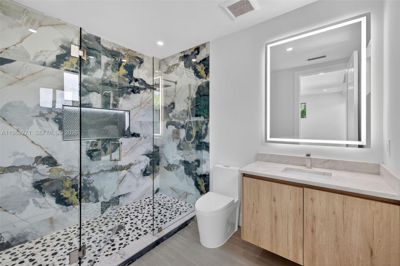 912 SE 13th St, Fort Lauderdale, FL 33316 Photo