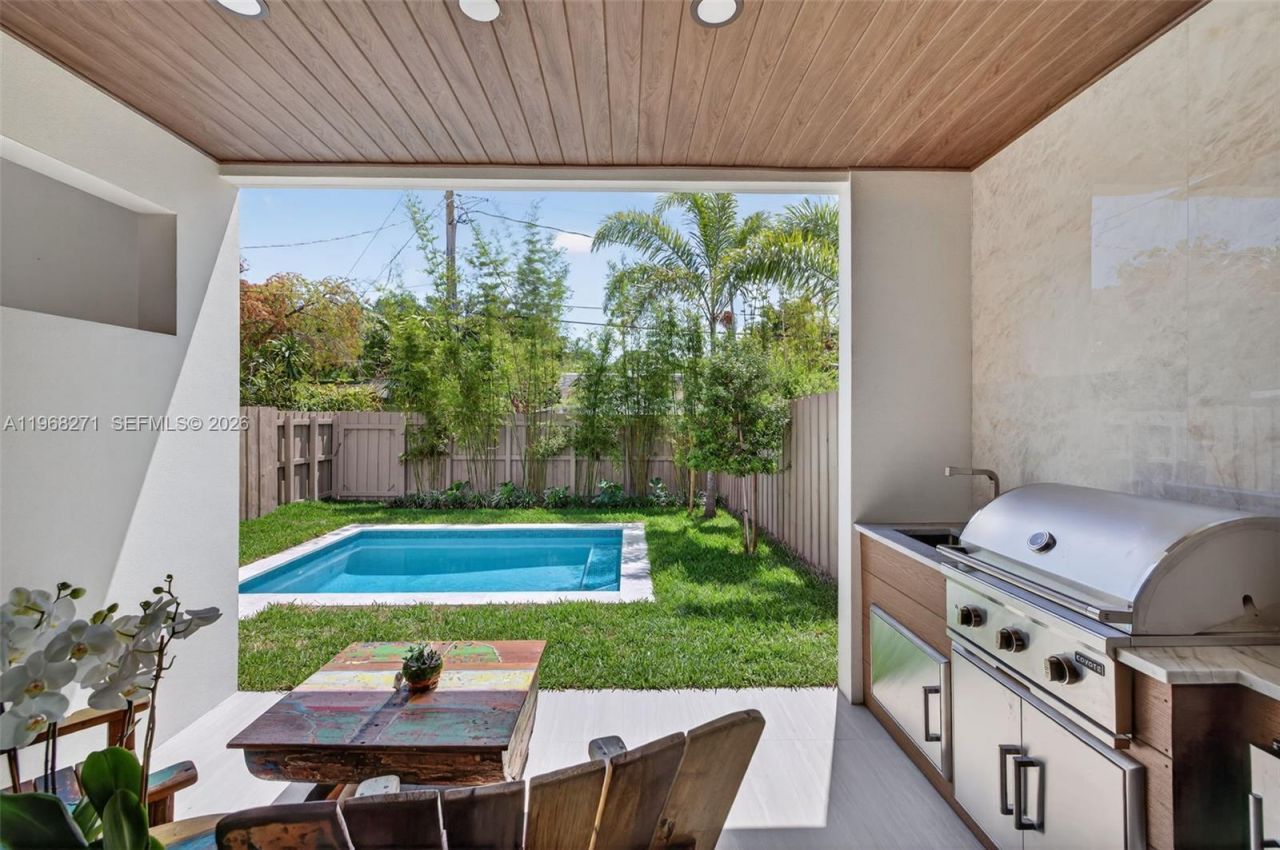 912 SE 13th St, Fort Lauderdale, FL 33316 Photo