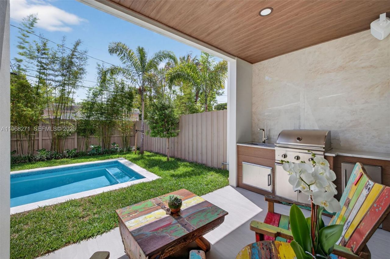 912 SE 13th St, Fort Lauderdale, FL 33316 Photo