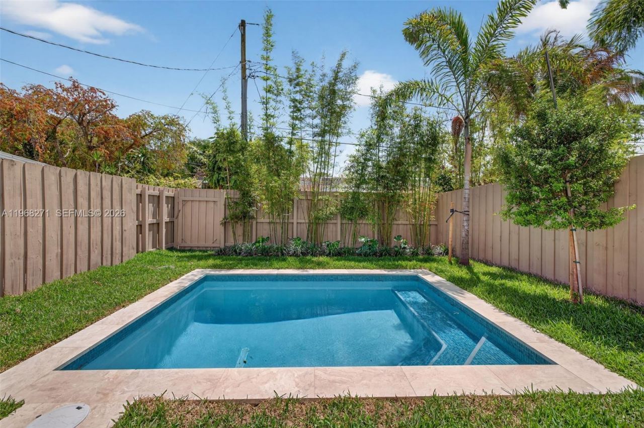 912 SE 13th St, Fort Lauderdale, FL 33316 Photo