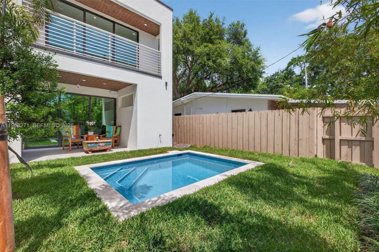 912 SE 13th St, Fort Lauderdale, FL 33316 Photo