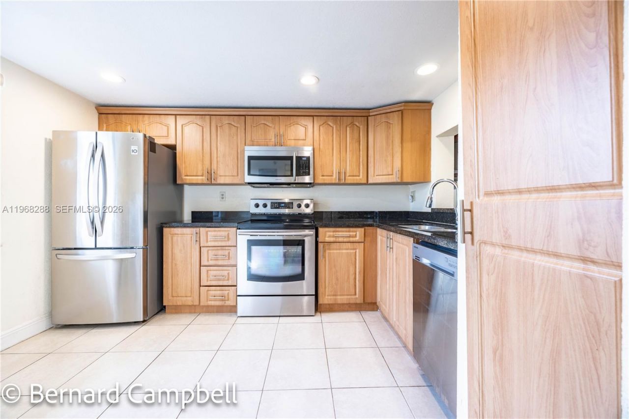 3940 Inverrary Blvd , Unit 403-A, Lauderhill, FL 33319 Photo