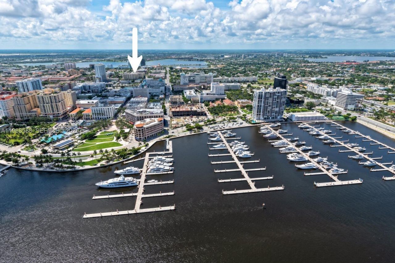 610 Clematis St , Unit 406, West Palm Beach, FL 33401 Photo