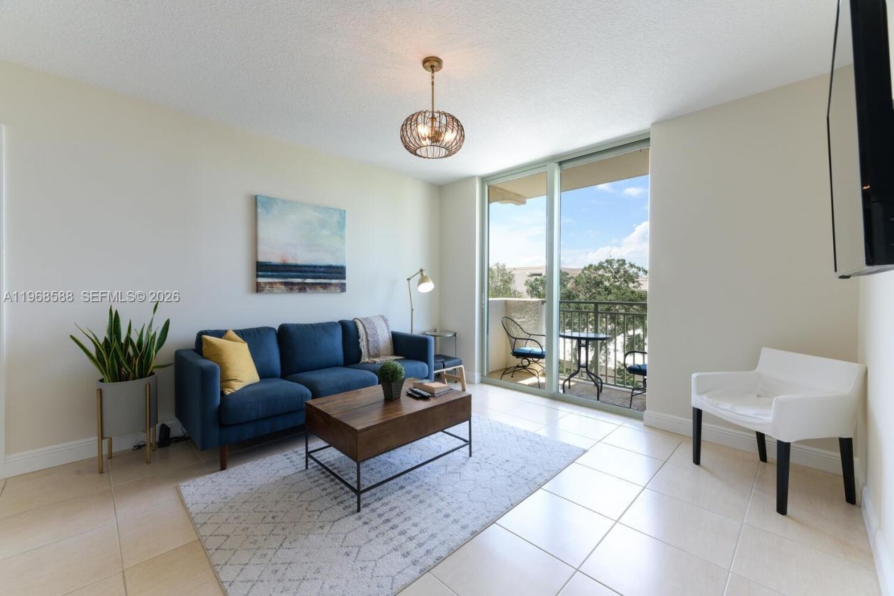 610 Clematis St , Unit 406, West Palm Beach, FL 33401 Photo