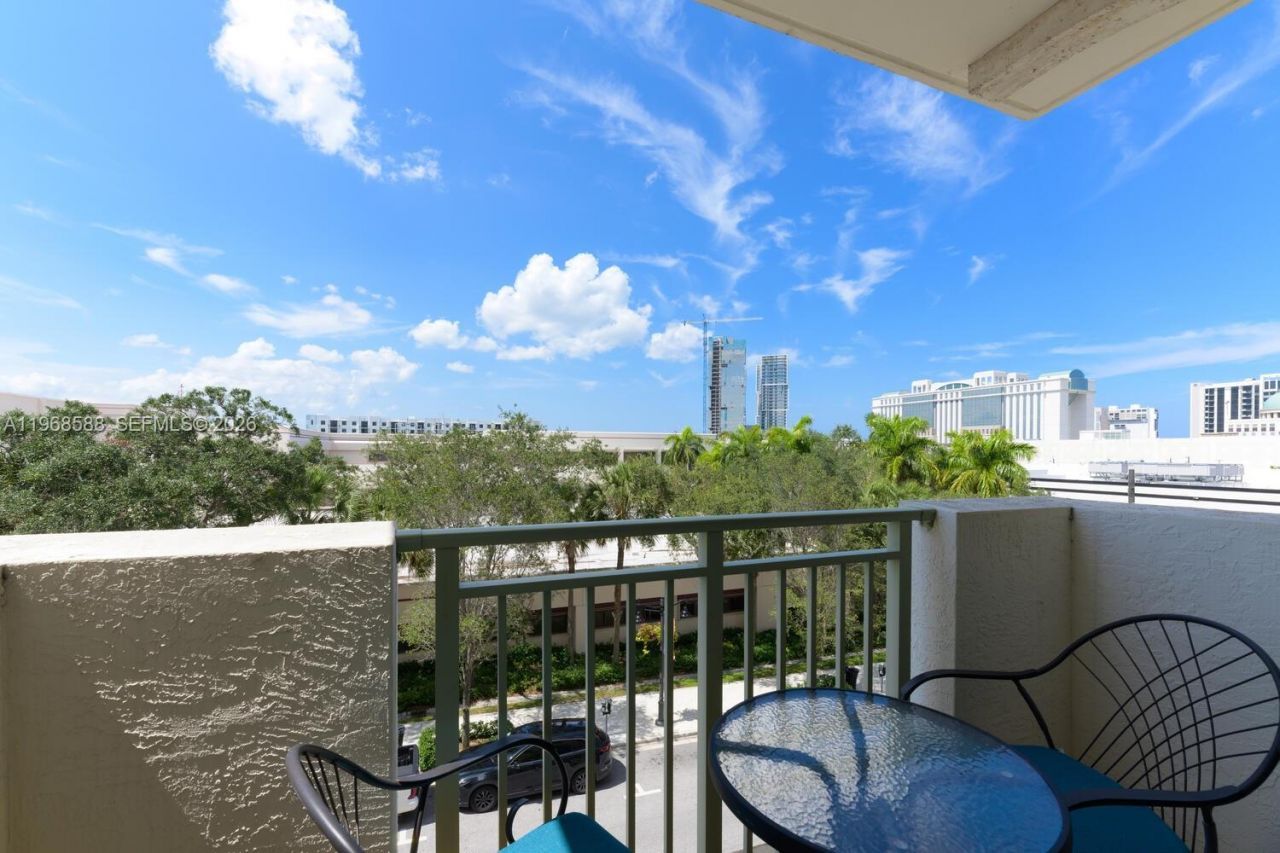 610 Clematis St , Unit 406, West Palm Beach, FL 33401 Photo