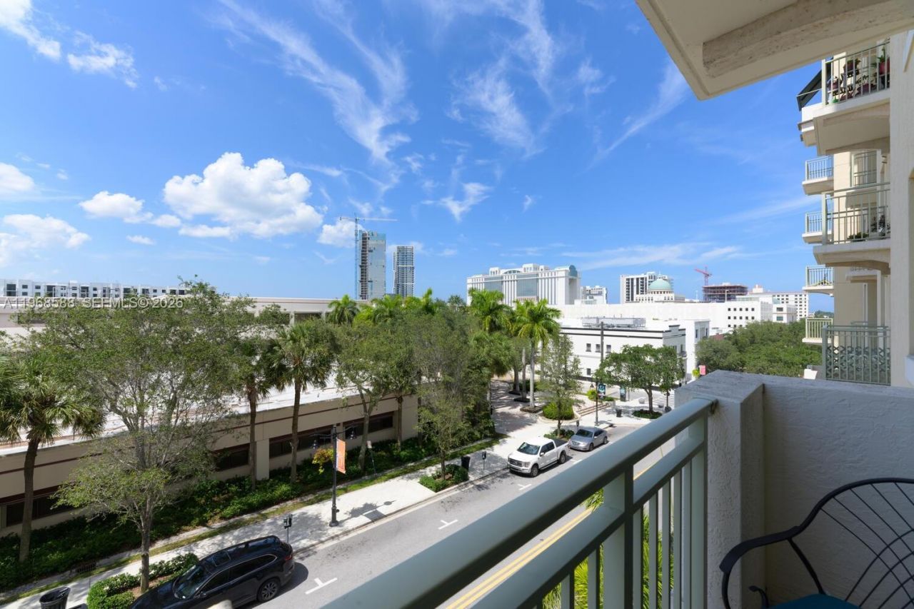 610 Clematis St , Unit 406, West Palm Beach, FL 33401 Photo