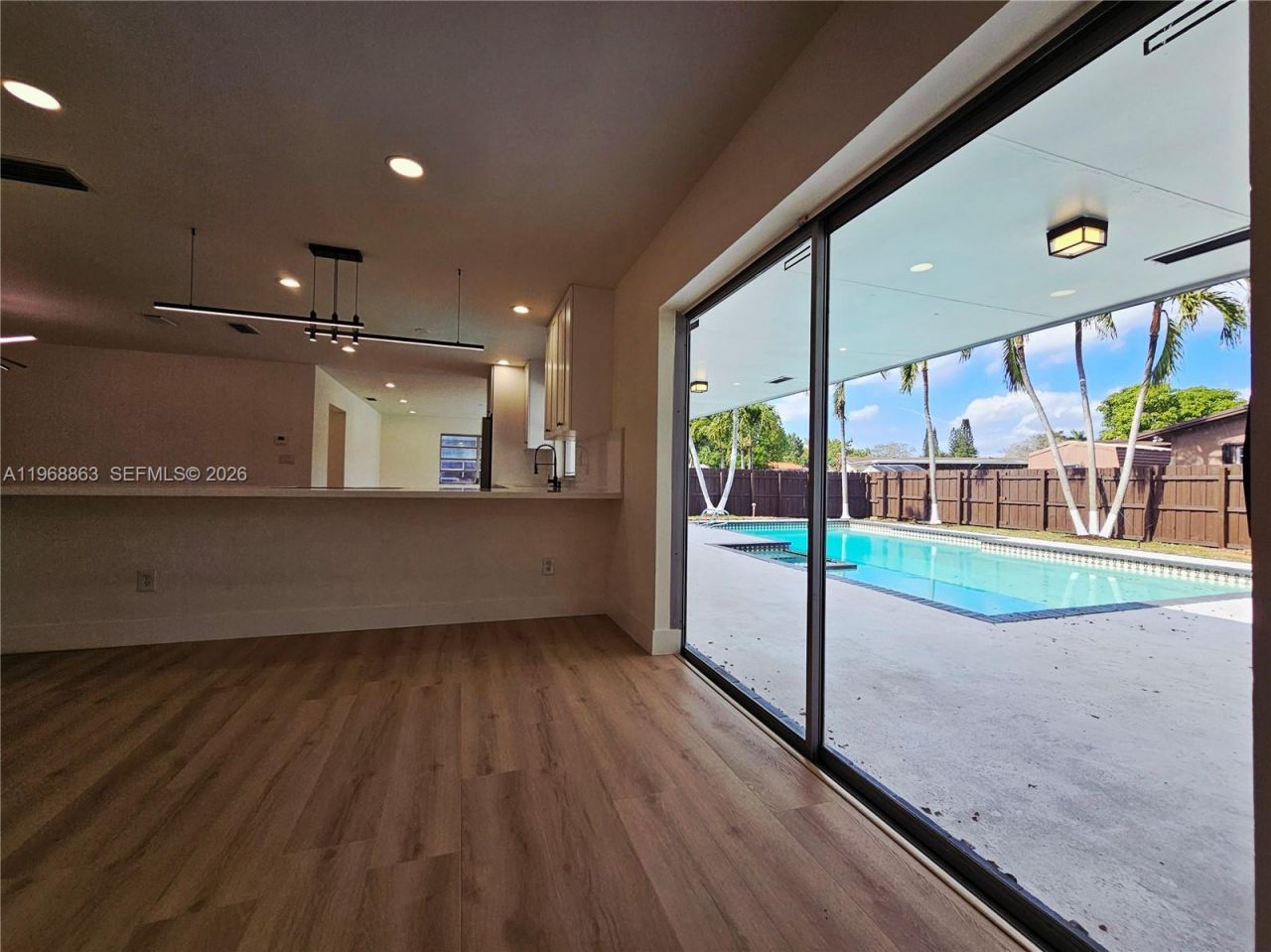 11101 NW 19th St, Pembroke Pines, FL 33026 Photo