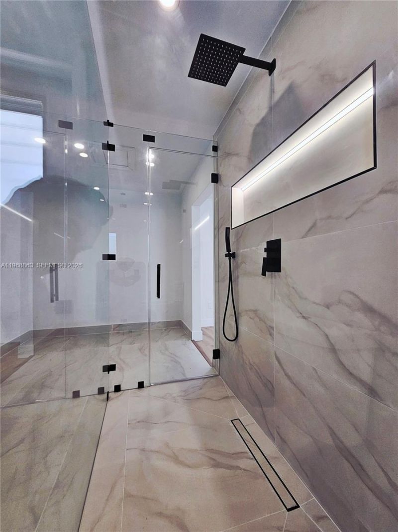 11101 NW 19th St, Pembroke Pines, FL 33026 Photo