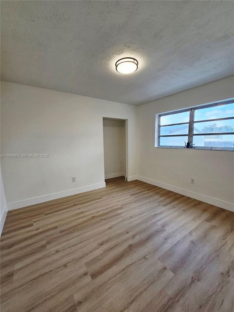 11101 NW 19th St, Pembroke Pines, FL 33026 Photo