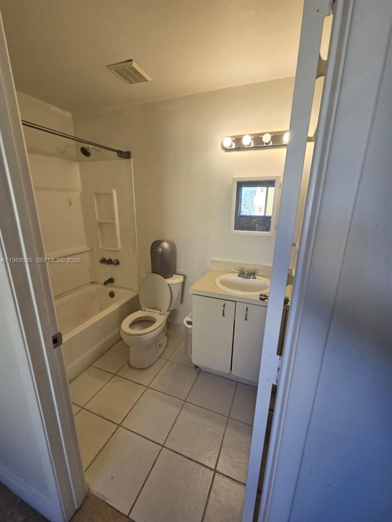 8250 SW 149th Ct, Unit 8-203, Miami, FL 33193 Photo