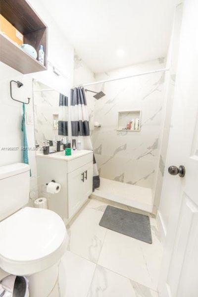 1990 NW 154th St , Miami Gardens, FL 33054 Photo