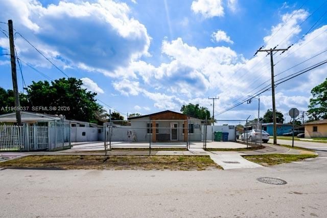 1990 NW 154th St , Miami Gardens, FL 33054 Photo