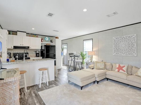 315 NE Cardinal Lane Unit Lot L25, Jensen Beach, FL 34957