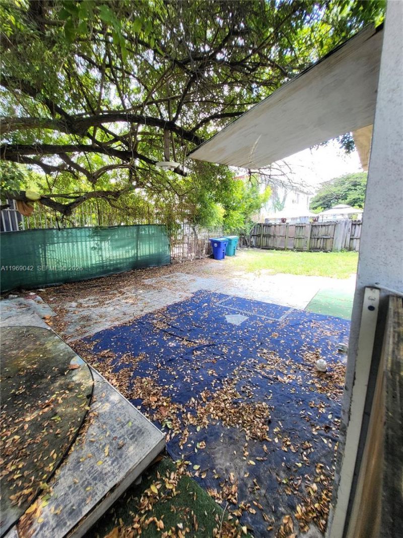 1404 - 1406 NW 60th St, Miami, FL 33142 Photo