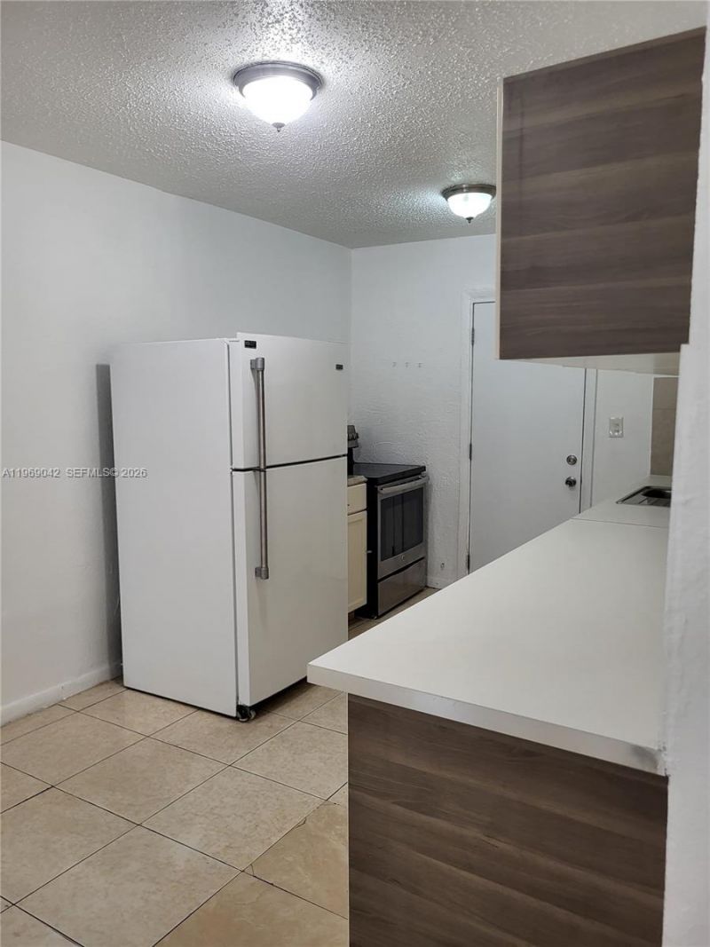 1404 - 1406 NW 60th St, Miami, FL 33142 Photo