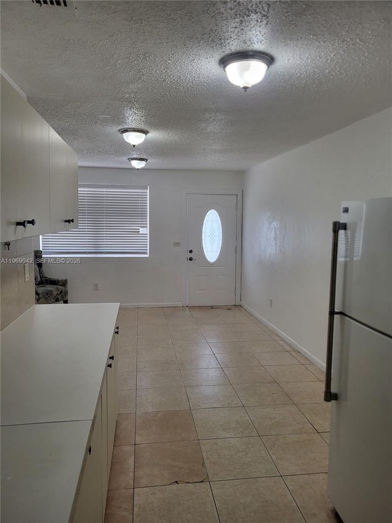 1404 - 1406 NW 60th St, Miami, FL 33142 Photo