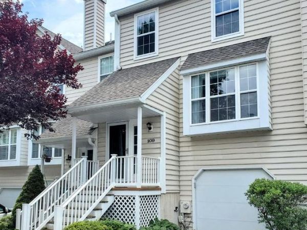 109 HARBOUR RIDGE LANE, DOWNINGTOWN, PA 19335