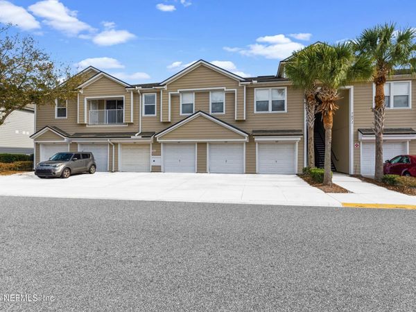 7071 DEER LODGE Circle, Unit 103, Jacksonville, FL 32256