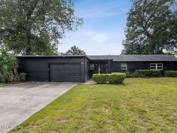 704 SEABROOK COVE Road, Jacksonville, FL 32211