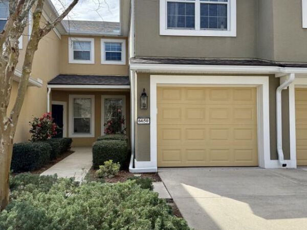 6650 SHADED ROCK Court, Unit 18C, Jacksonville, FL 32258