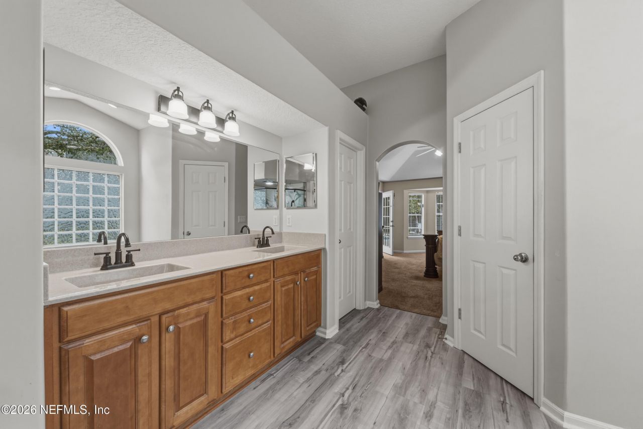 8664 Derry Drive, Jacksonville, FL 32244 Photo