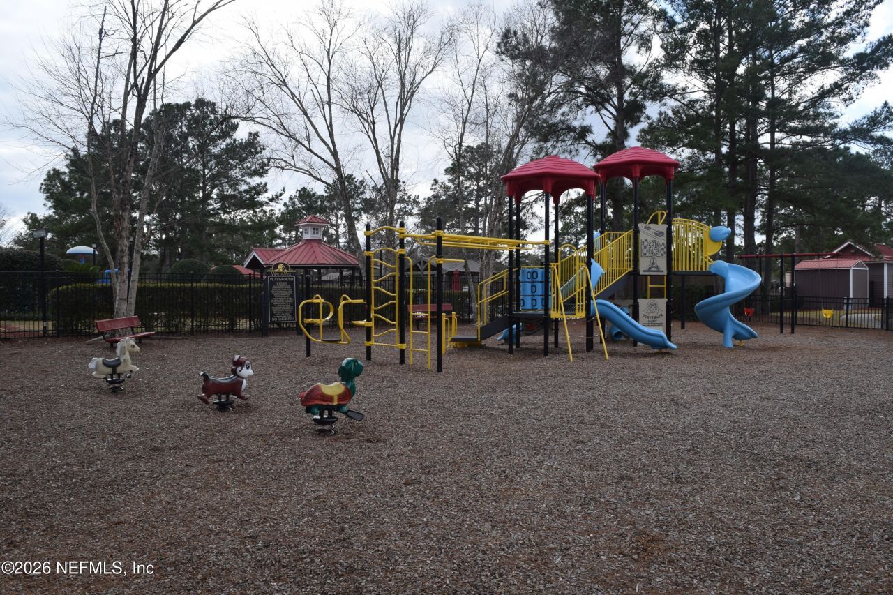 8664 Derry Drive, Jacksonville, FL 32244 Photo