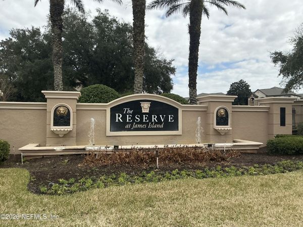 10961 BURNT MILL Road, Unit 238, Jacksonville, FL 32256