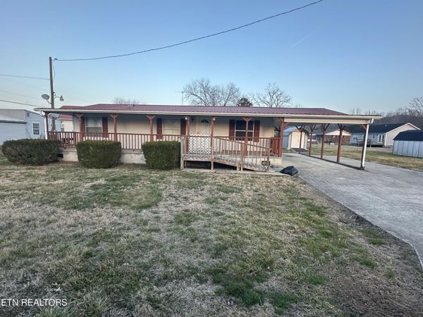 925 Winchester Ave, Middlesboro, KY 40965