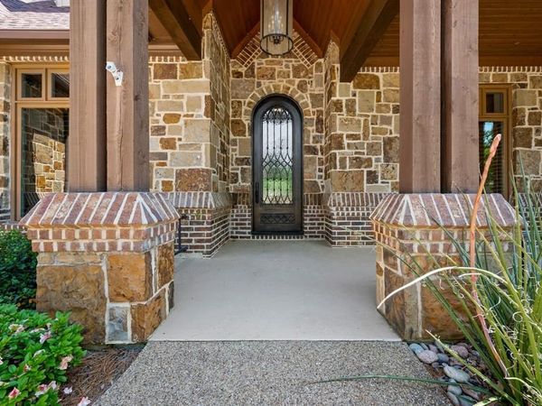 5581 Nancy Circle, Chandler, TX 75758