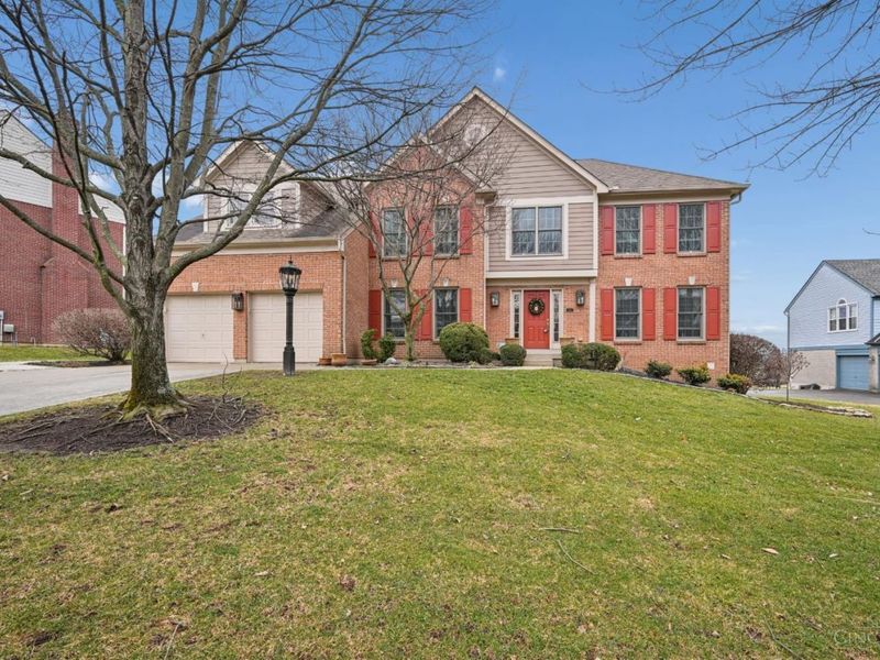 483 Vista Glen Drive, Springdale, OH 45246 Photo 1