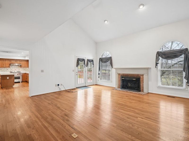 483 Vista Glen Drive, Springdale, OH 45246 Photo 14