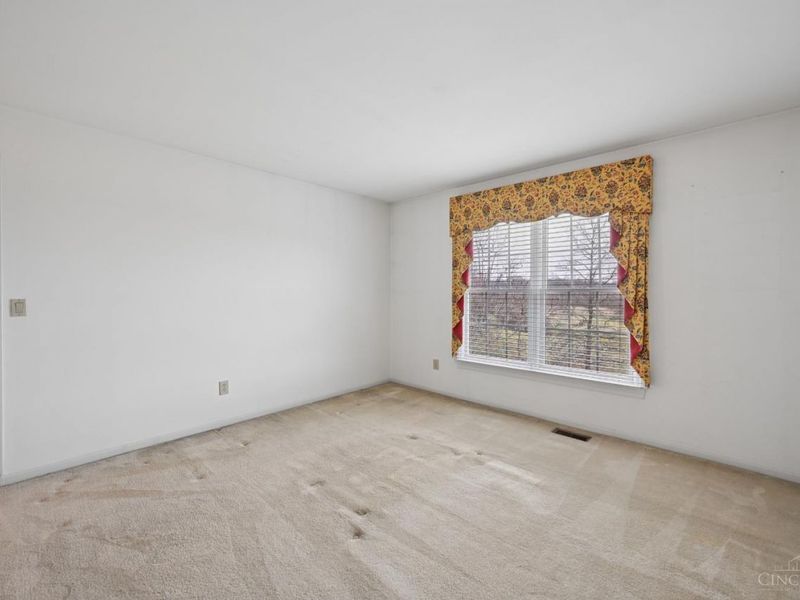 483 Vista Glen Drive, Springdale, OH 45246 Photo 25