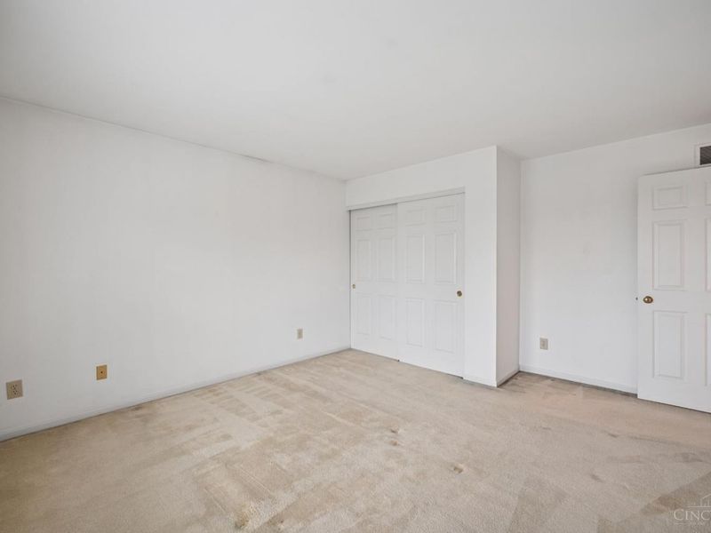 483 Vista Glen Drive, Springdale, OH 45246 Photo 27