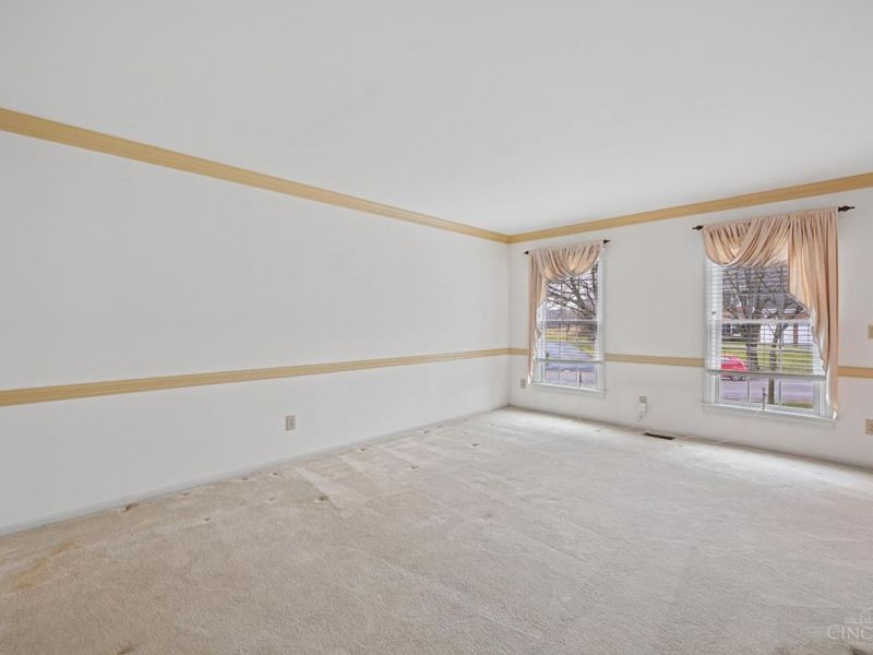 483 Vista Glen Drive, Springdale, OH 45246 Photo 7