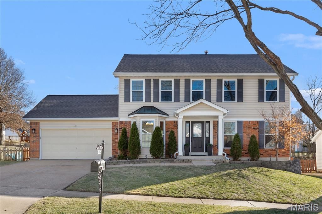 1525 Atlantic Crossing Drive, Fenton, MO 63026 Main Photo