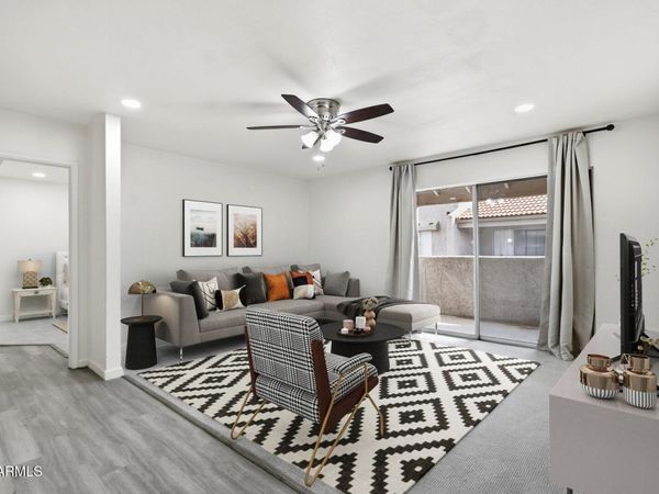 4444 E PARADISE VILLAGE Parkway N, Unit 251, Phoenix, AZ 85032