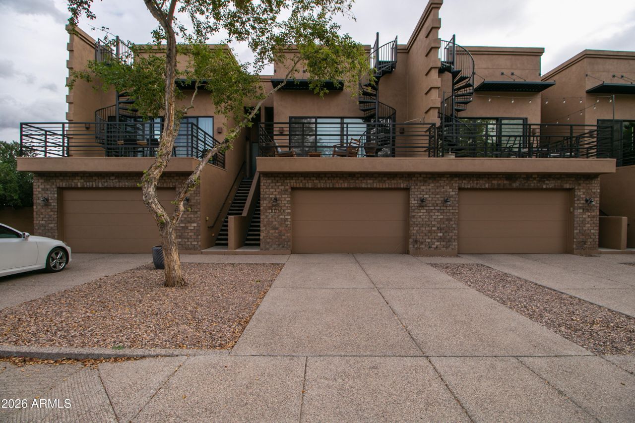 920 E Mitchell Drive, Unit 103, Phoenix, AZ 85014 Main Photo